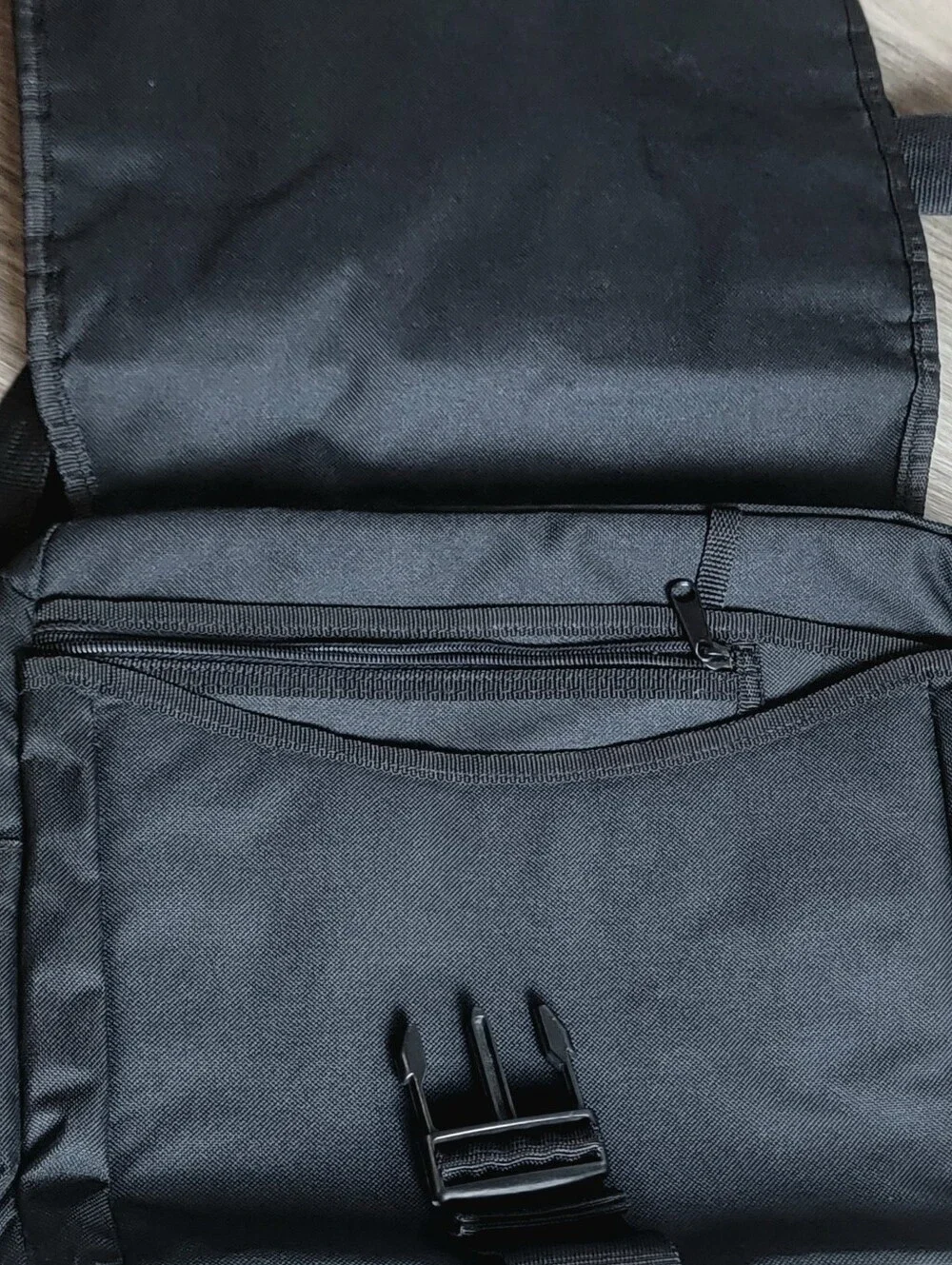Overland Black Messenger Bag for Men